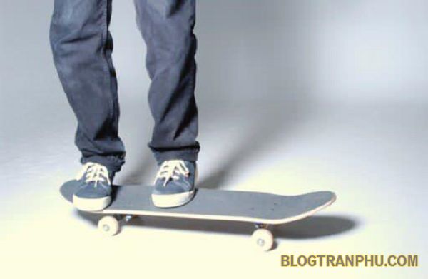 Xác định chân thuận để trượt ván