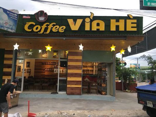 Những lưu ý khi làm bảng hiệu quảng cáo cho quán cafe