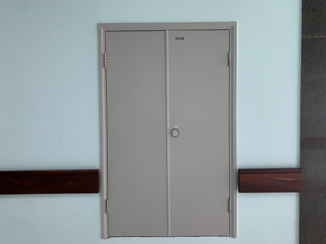 Cửa thép chống cháy giá rẻ có tốt không?