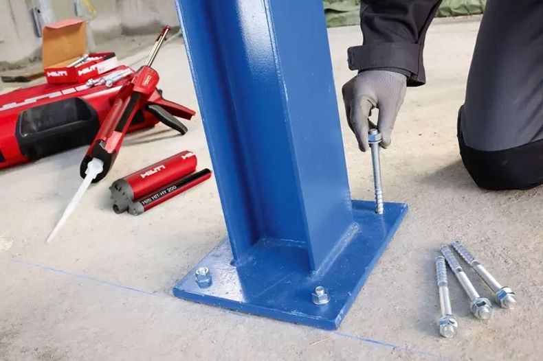 Bu lông hóa chất là gì? Ứng dụng của bu lông hóa chất