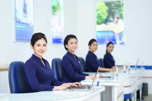 Đánh giá vay tiền online chuyển khoản ngân hàng uy tín nhất
