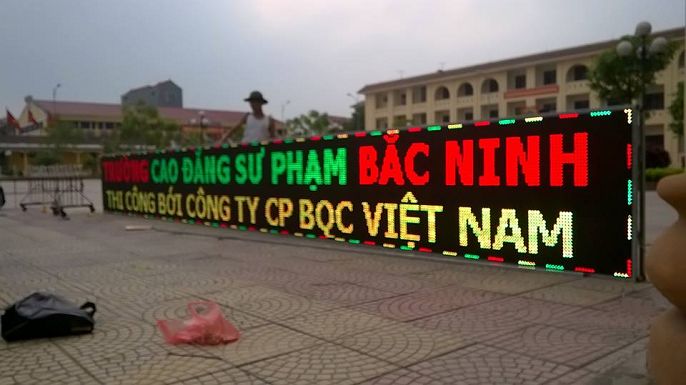 Đức Tùng LED chuyên lắp đặt bảng đèn LED chạy chữ quảng cáo tại Hà Nội