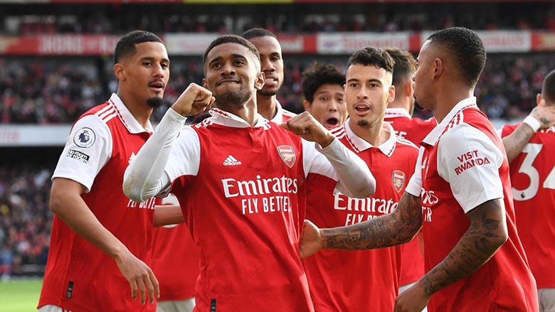 Sau Zinchenko, chiến binh Arsenal có thể đe dọa vị trí của Partey