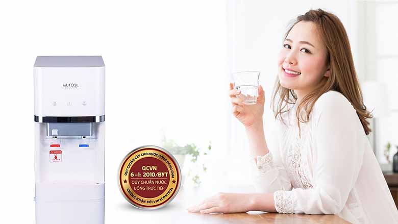 [GIẢI ĐÁP] Nên mua máy nước nóng lạnh dạng đứng hay để bàn?