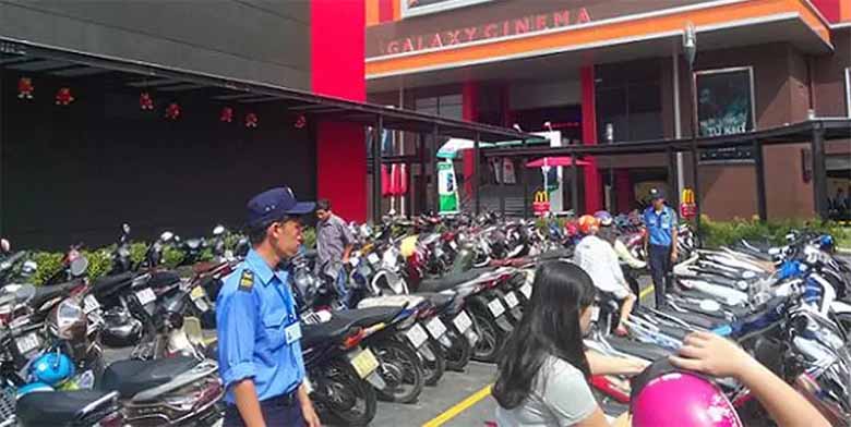 Khi nào nên thuê bảo vệ trông xe tại nhà hàng?
